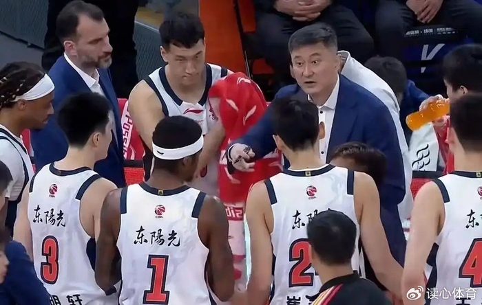 九游客户端-杜锋成最佳教练候选,2队邀杨鸣执教,福建挽留2功臣,北京放烟幕弹|季后赛|北京首钢|广东宏远|常规赛|新疆广汇_新浪体育_新浪新闻